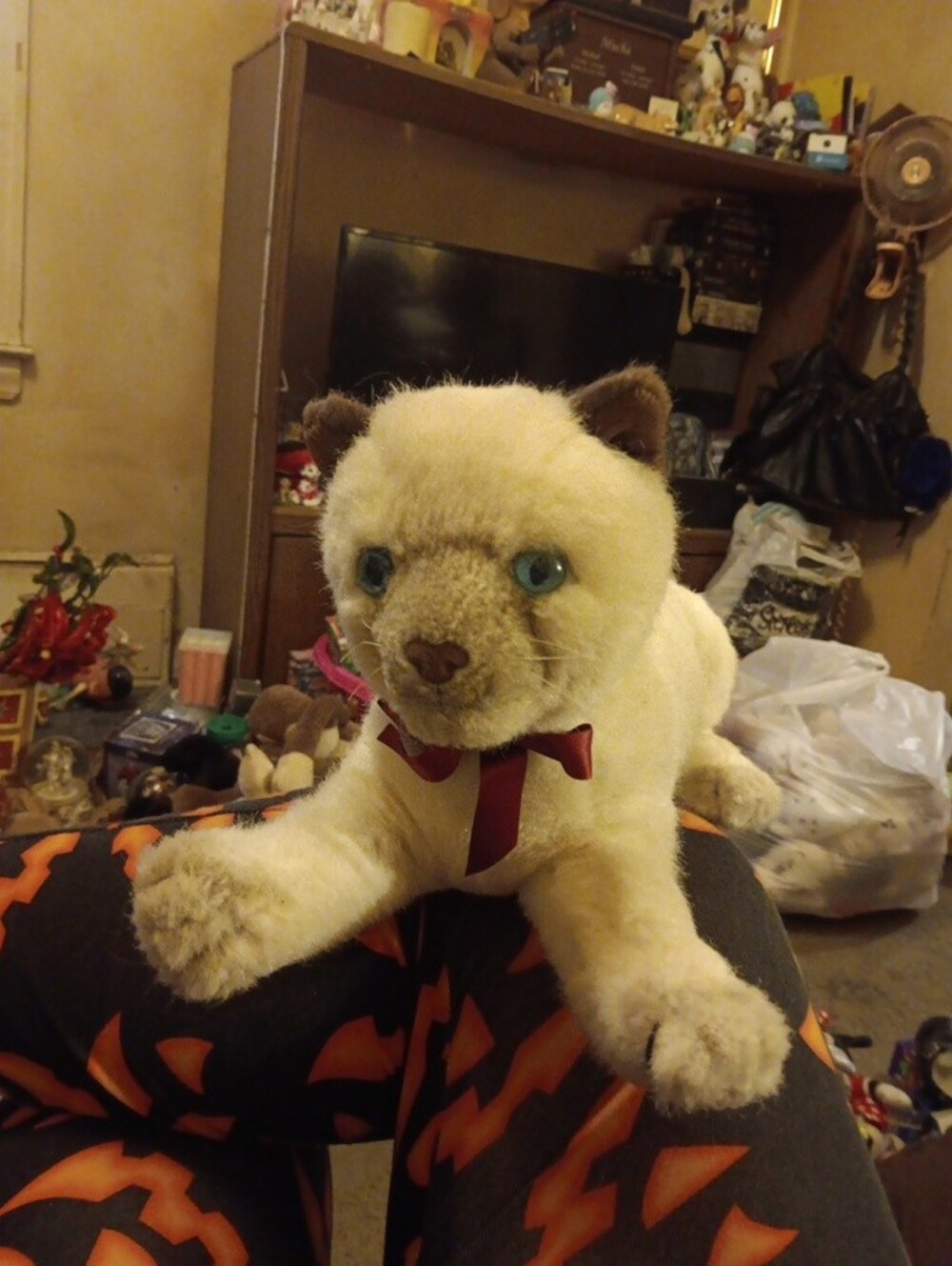 Vintage 70s-80s dakin cat plush
